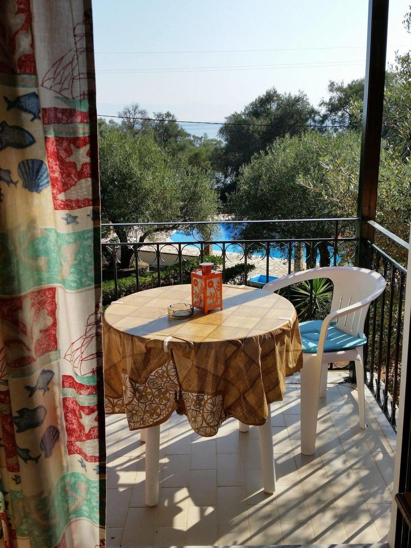 Sofia Apartments Букари Екстериор снимка