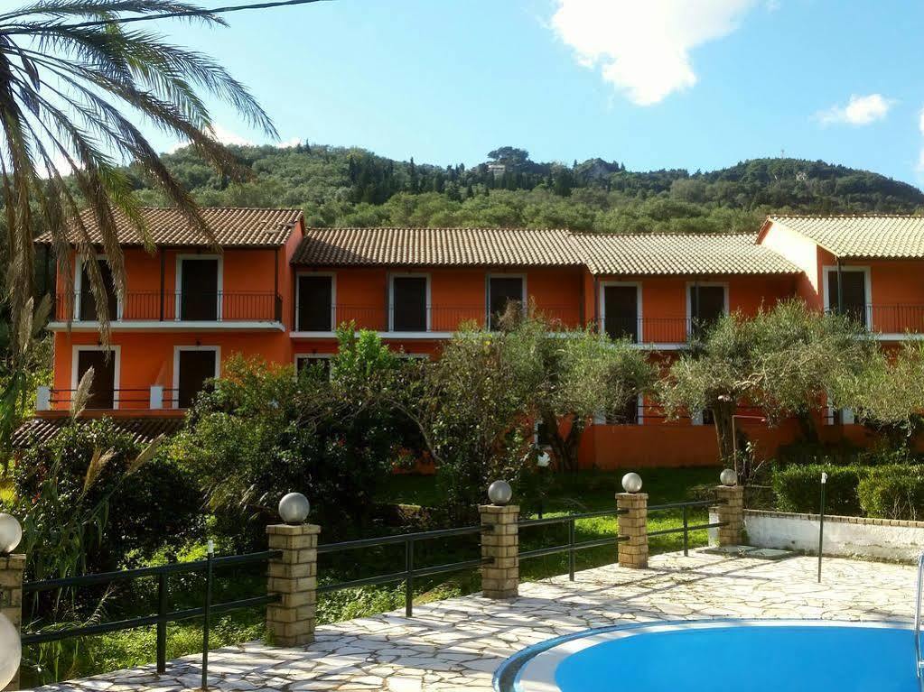 Sofia Apartments Букари Екстериор снимка